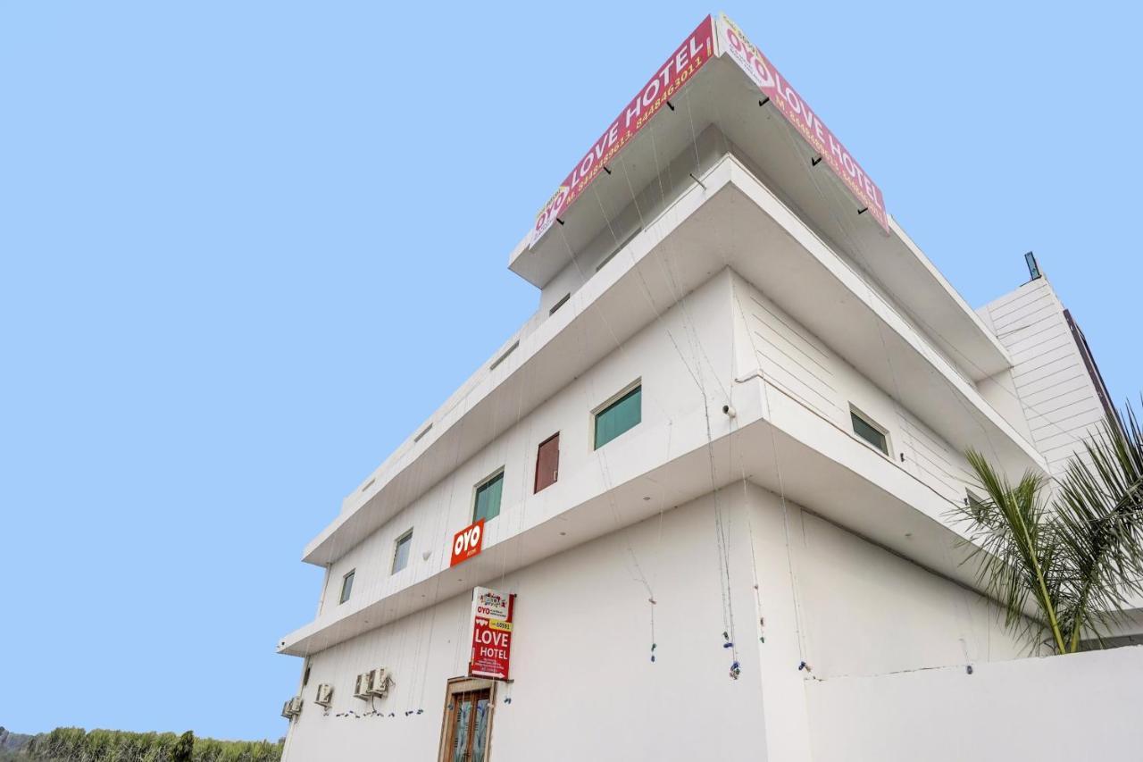 Hotel Collection O Love Garden Ghaziabad Exterior foto